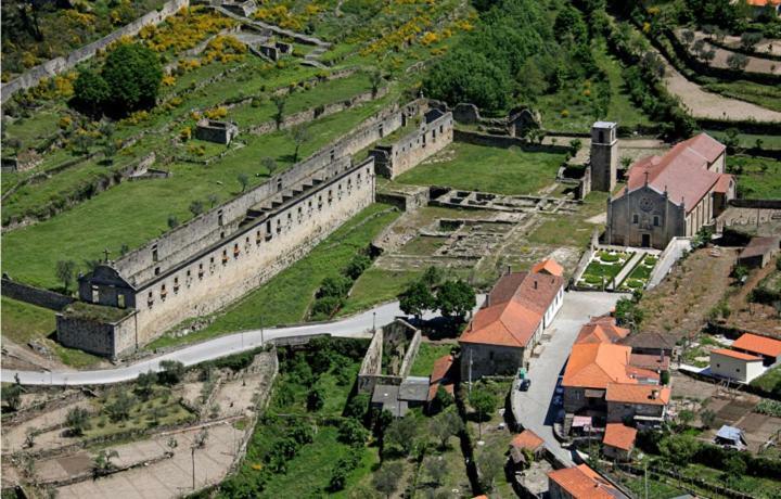 Casa Dos Pisoeiros Montemuro/Douro São Joaninho Exteriör bild